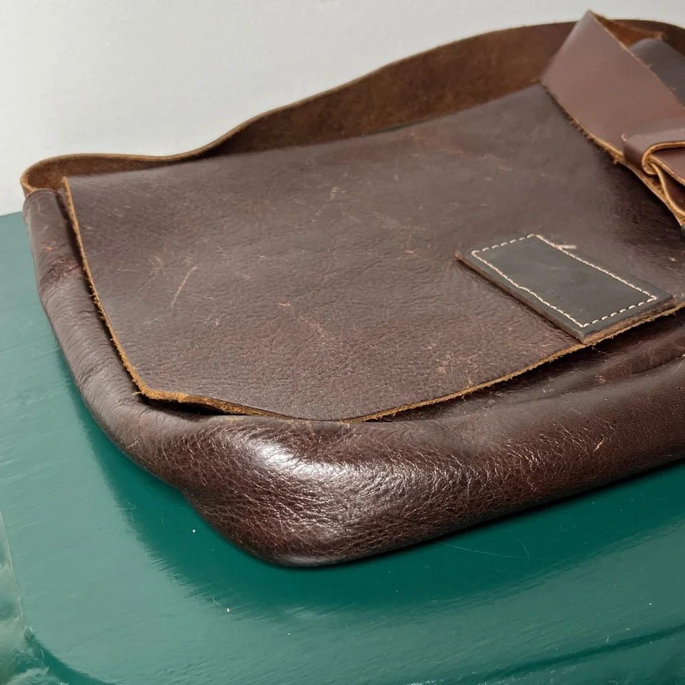 Brandolini Boston MA USA Vintage Rare Brown Genuine Leather‎ Messenger Bag
